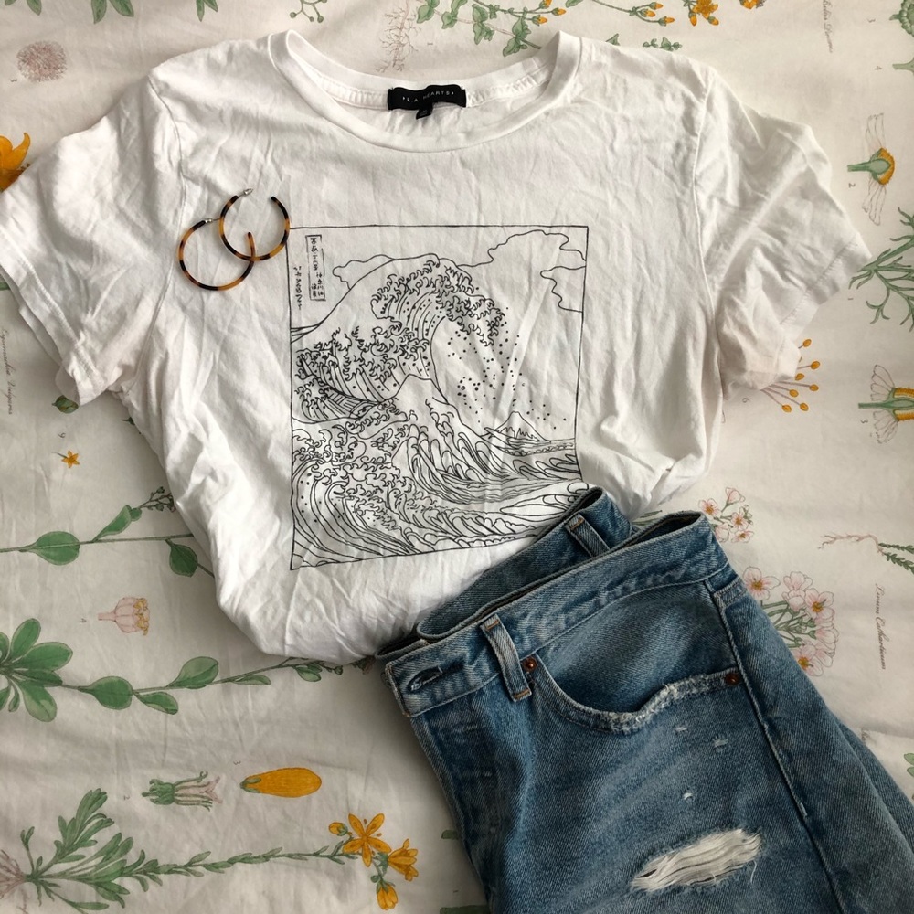 The Wave T-shirt